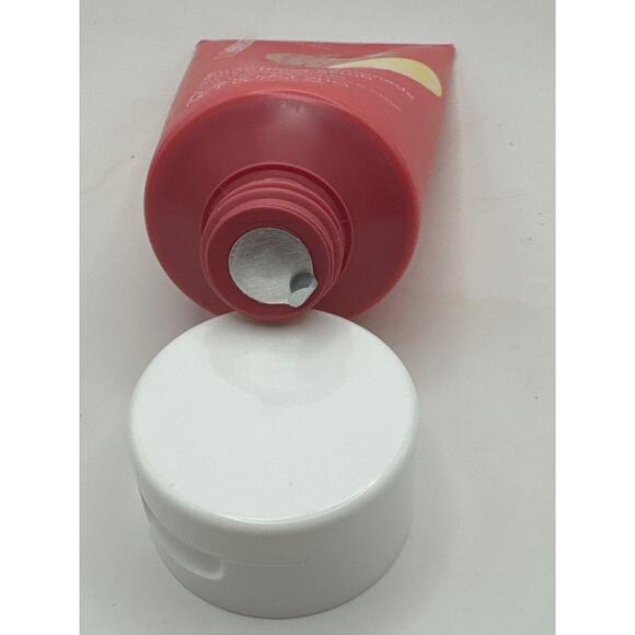 OLEHENRIKSEN 10%‎ AHA Strawberry Lemonade Smoothing Scrub​ 30 oz. BNWOB - Picture 6 of 7